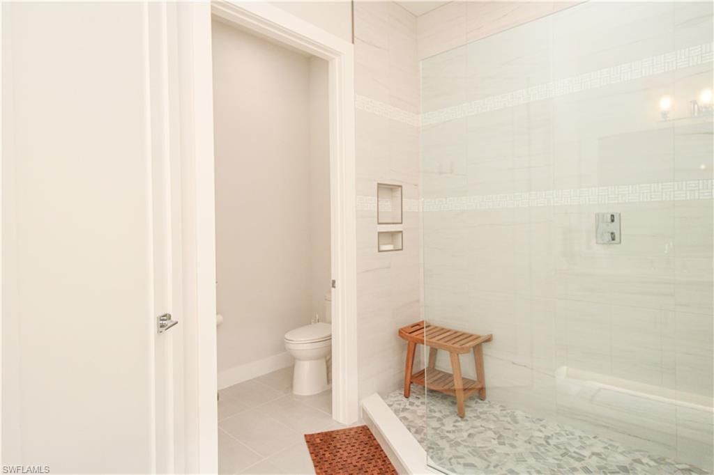 453 8th Ave S, Unit 106, Naples, FL 34102 Photo