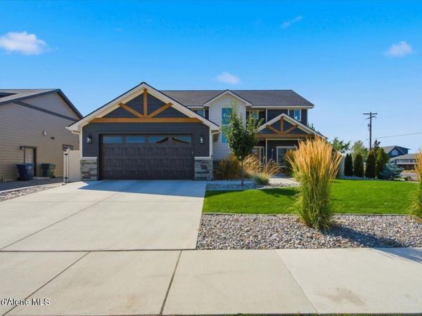 1573 N Luke LN , Post Falls, ID 83854