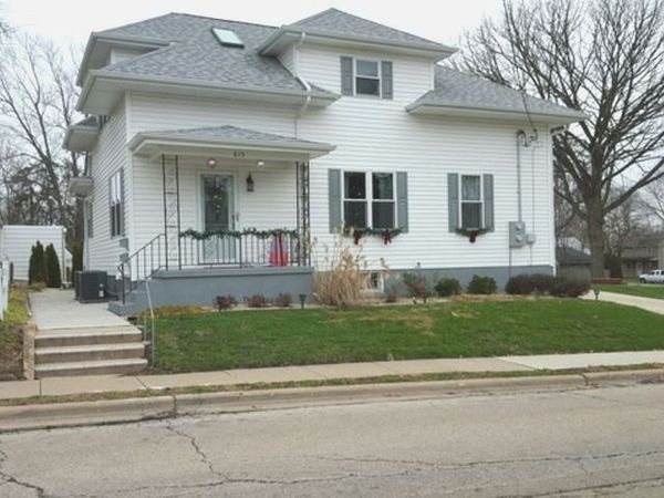 615 Green Street , Unit 2, Peru, IL 61354