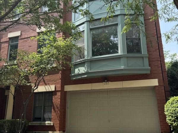 157 Festival Court , Elgin, IL 60120