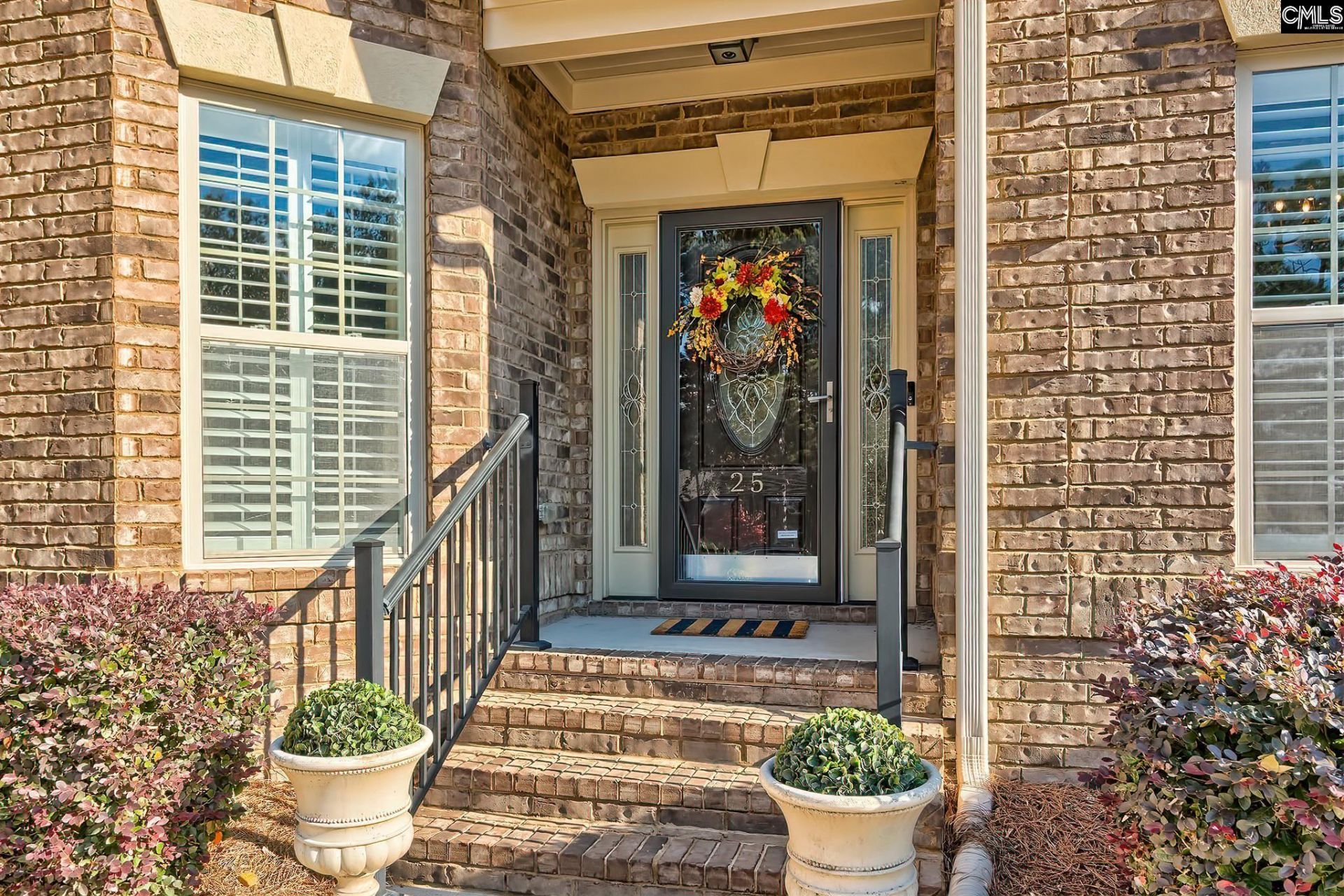 25 Burgee Court  Photo 4