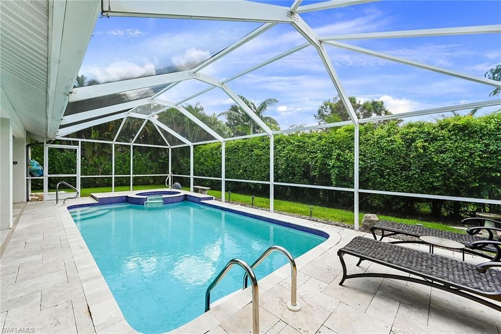 589 Lambton Ln, Naples, FL 34104 Photo