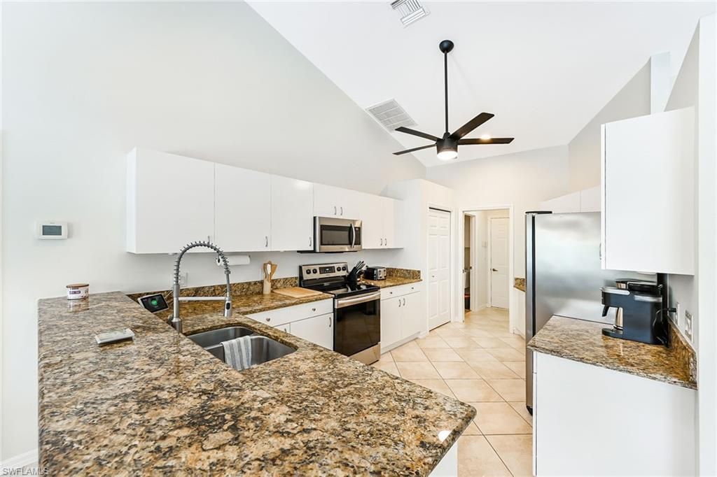 589 Lambton Ln, Naples, FL 34104 Photo