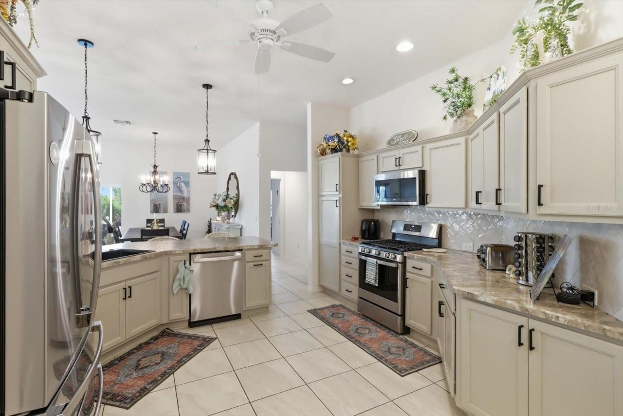 7634 Frank Dipietro Dr Drive, The Villages, FL 34762 Photo