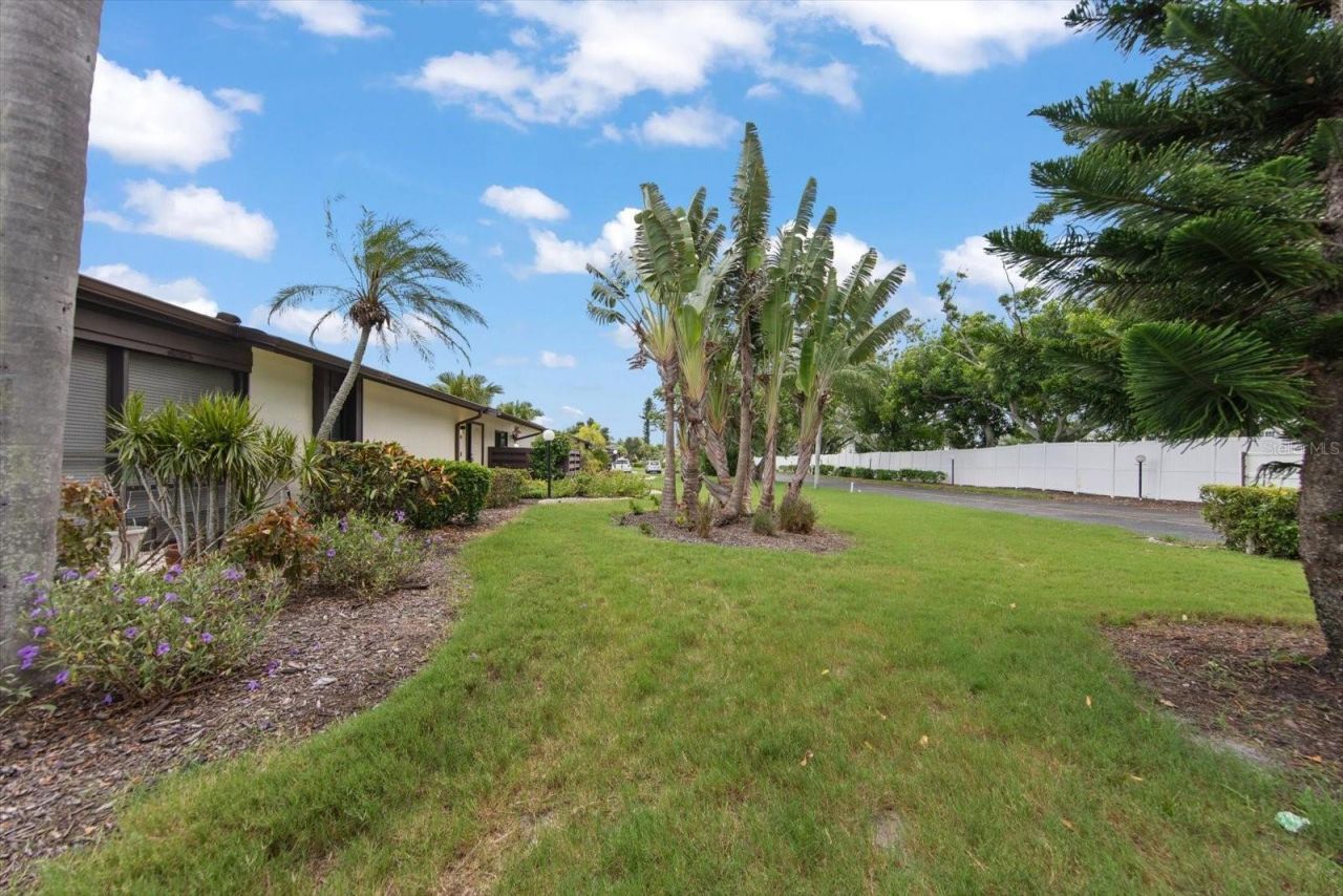 5400 34th Street W, Unit 15D, Bradenton, FL 34210 Photo