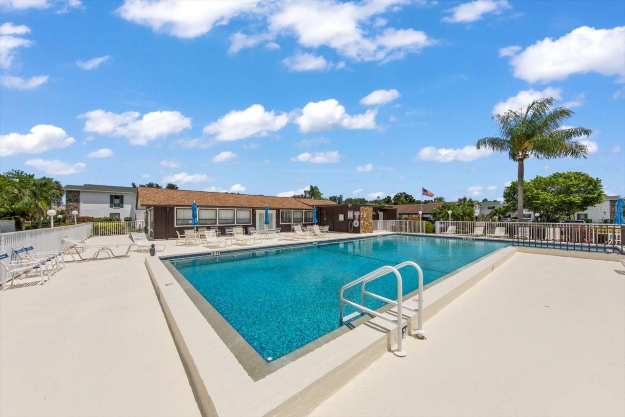 5400 34th Street W, Unit 15D, Bradenton, FL 34210 Photo