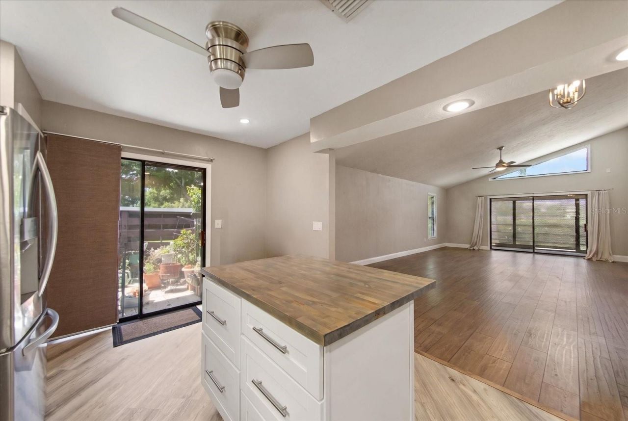 5400 34th Street W, Unit 15D, Bradenton, FL 34210 Photo