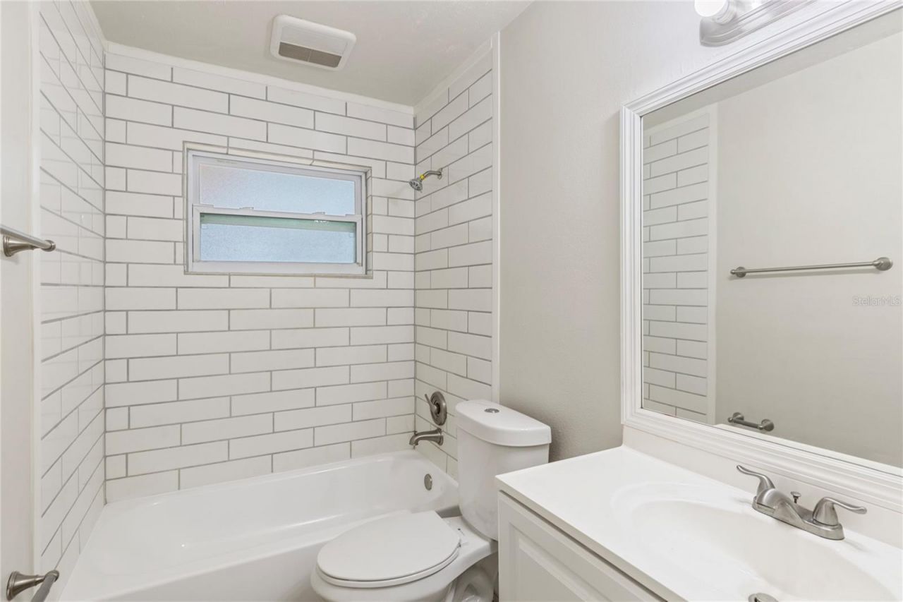 4680 Cronin Drive, Sarasota, FL 34232 Photo