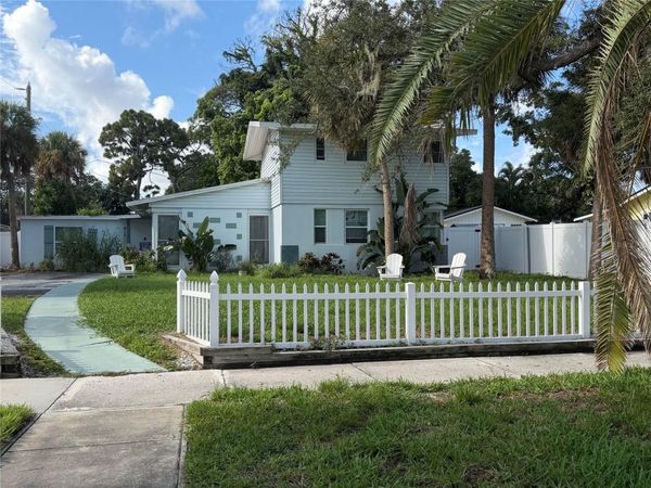 415 VENETIAN DRIVE , CLEARWATER, FL 33755