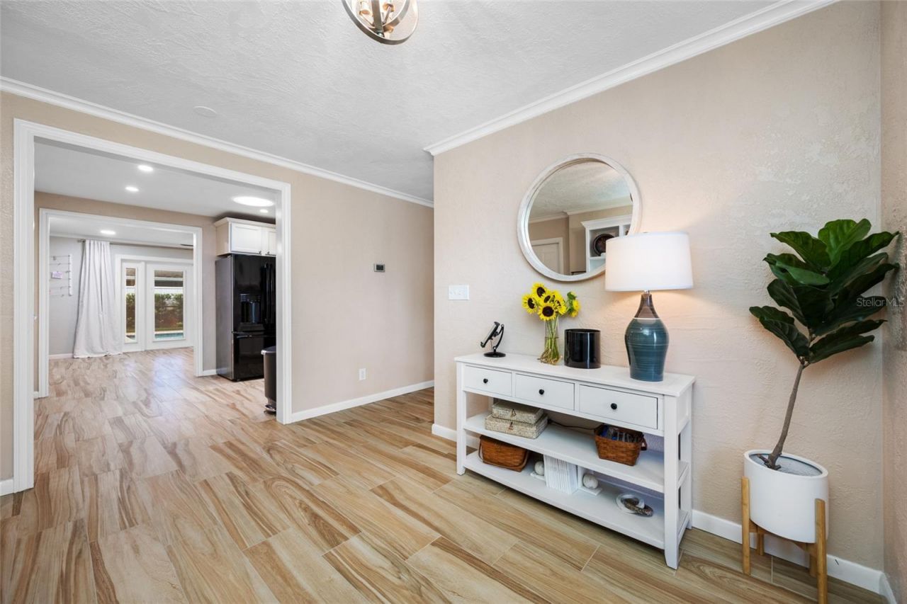 2034 58th Lane N, Clearwater, FL 33760 Photo