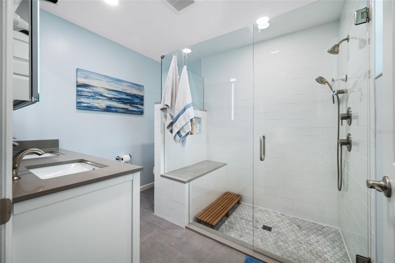 2034 58th Lane N, Clearwater, FL 33760 Photo