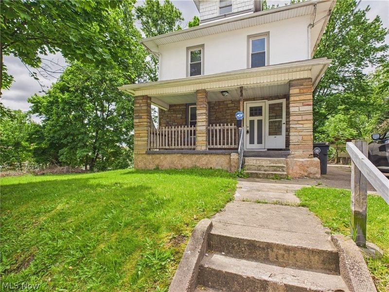 448 E Voris Street, Akron, OH 44311 Photo 1