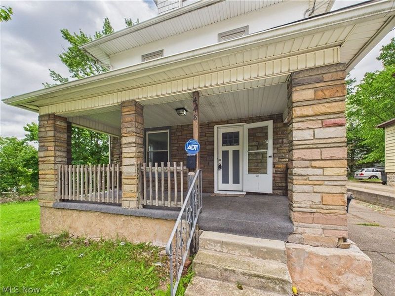 448 E Voris Street, Akron, OH 44311 Photo 2