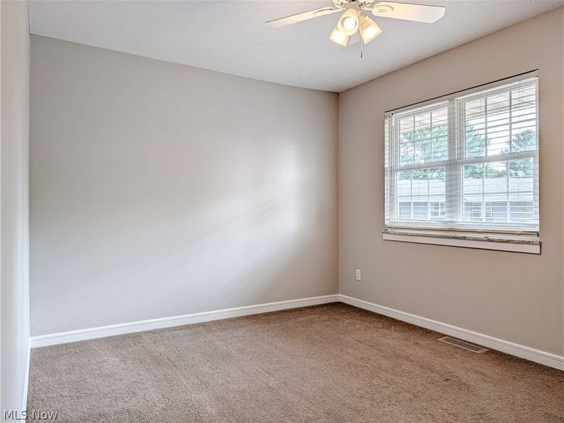 290 Lincoln Street SW, Hartville, OH 44632 Photo 16