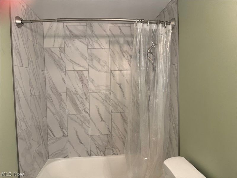 24620 Clareshire Drive , Unit 3A, North Olmsted, OH 44070 Photo 8