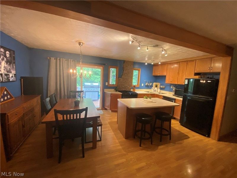 91 Hillview Drive, Hubbard, OH 44425 Photo 8