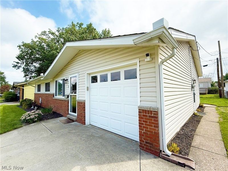 4713 Meadow Lane, Lorain, OH 44055 Photo 3