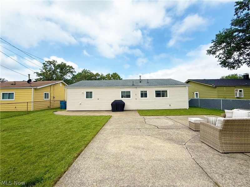 4713 Meadow Lane, Lorain, OH 44055 Photo 4