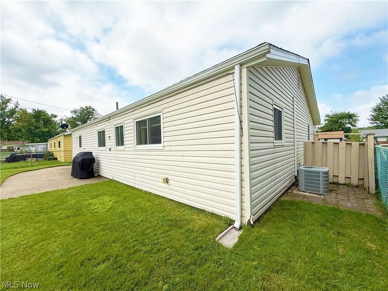 4713 Meadow Lane, Lorain, OH 44055 Photo 8