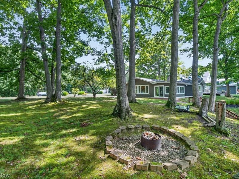 2415 Plum Creek Drive, Roaming Shores, OH 44084 Photo 32