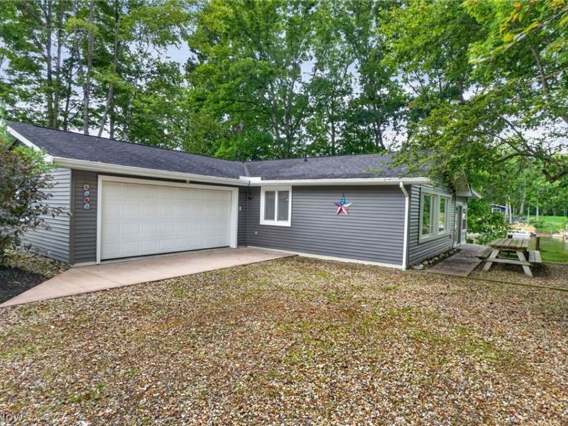 2415 Plum Creek Drive, Roaming Shores, OH 44084 Photo 47