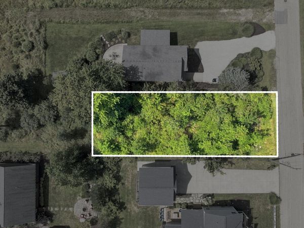 6912 3rd Street, Douglas, MI 49406