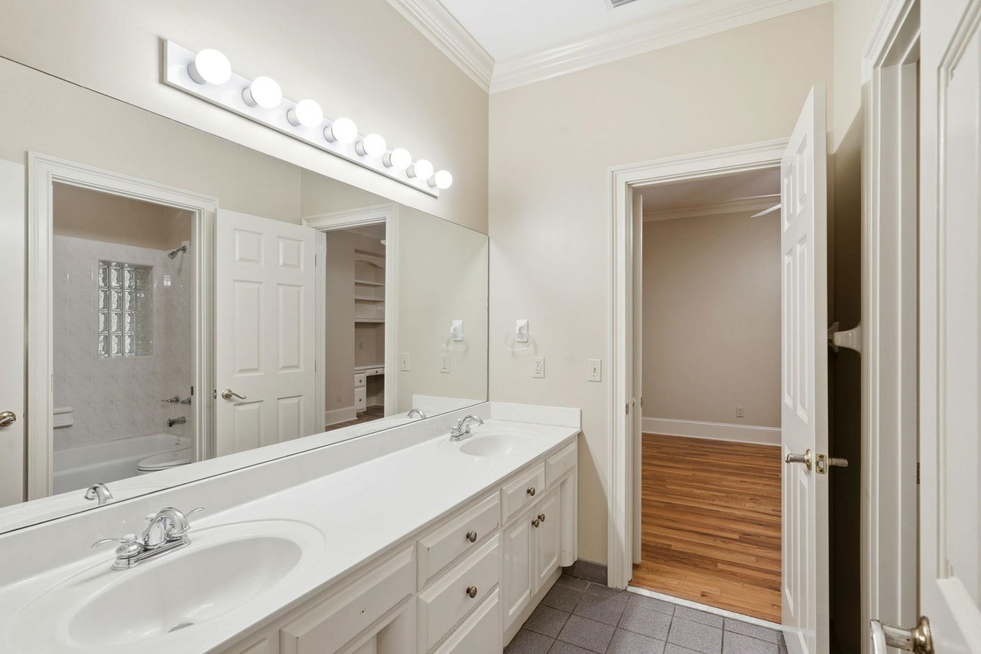 1721 Tarpon Drive , Tallahassee, FL 32308 Photo