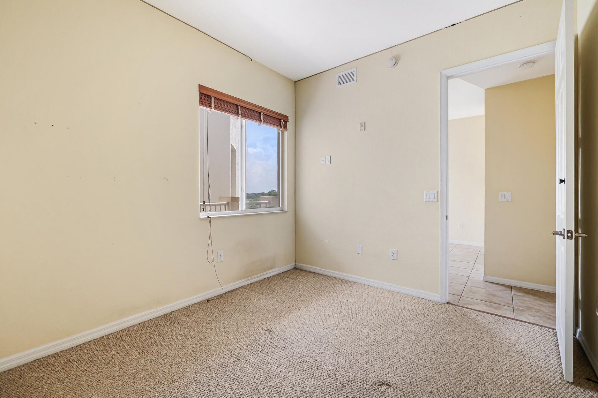 3600 Oaks Clubhouse Drive, Unit 505, Pompano Beach, FL 33069 Photo