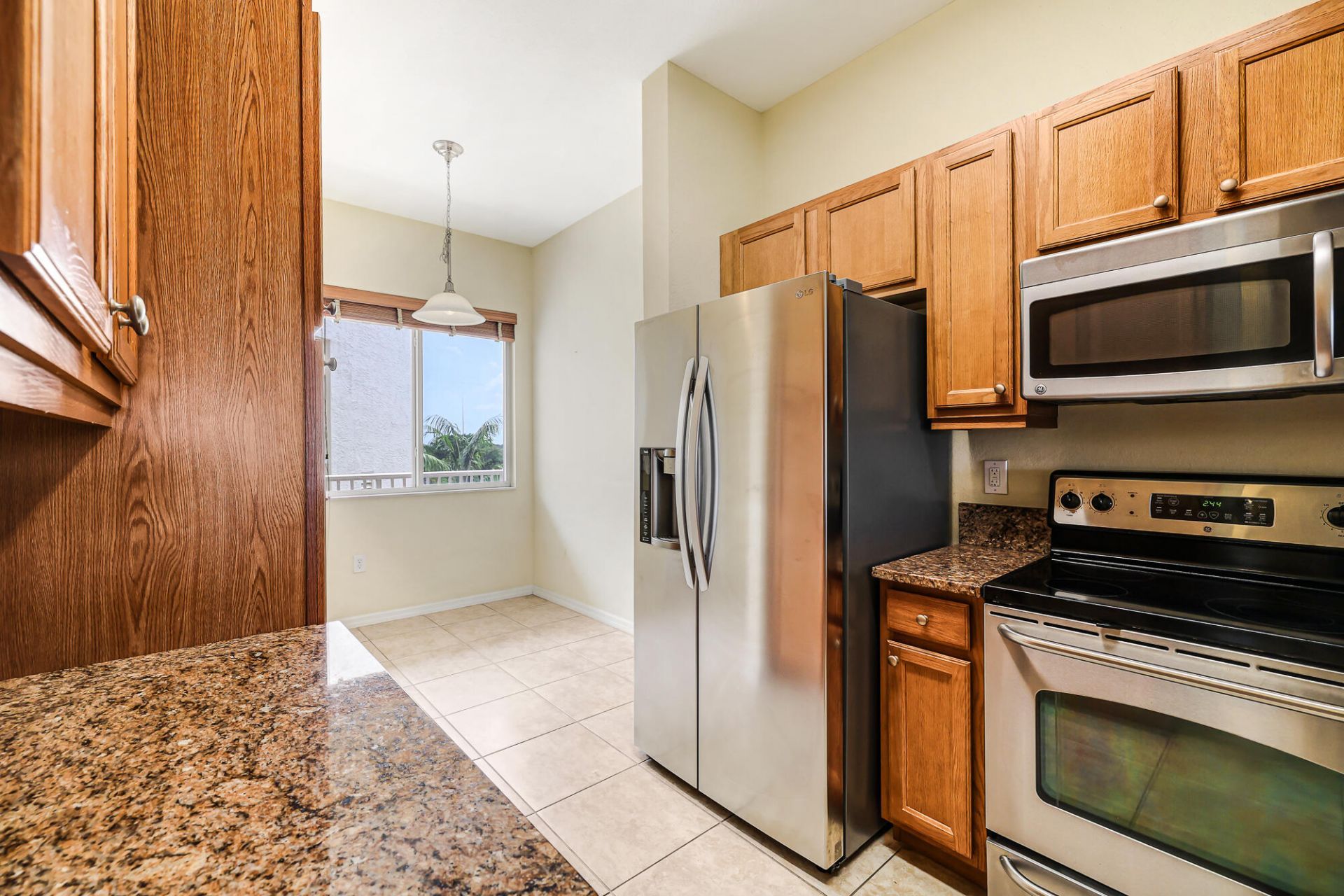 3600 Oaks Clubhouse Drive, Unit 505, Pompano Beach, FL 33069 Photo
