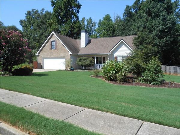209 Pebble Creek Drive, Mcdonough, GA 30253