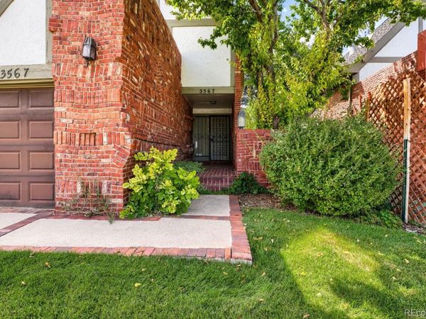 3567 S Ivanhoe Street, Denver, CO 80237