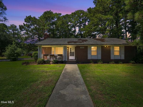 4280 SE College Street, Ayden, NC 28513