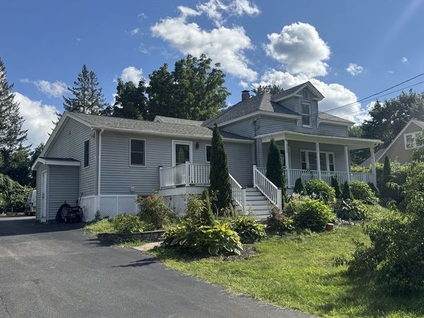 128 Groton Road, Unit 1, Chelmsford, MA 01863