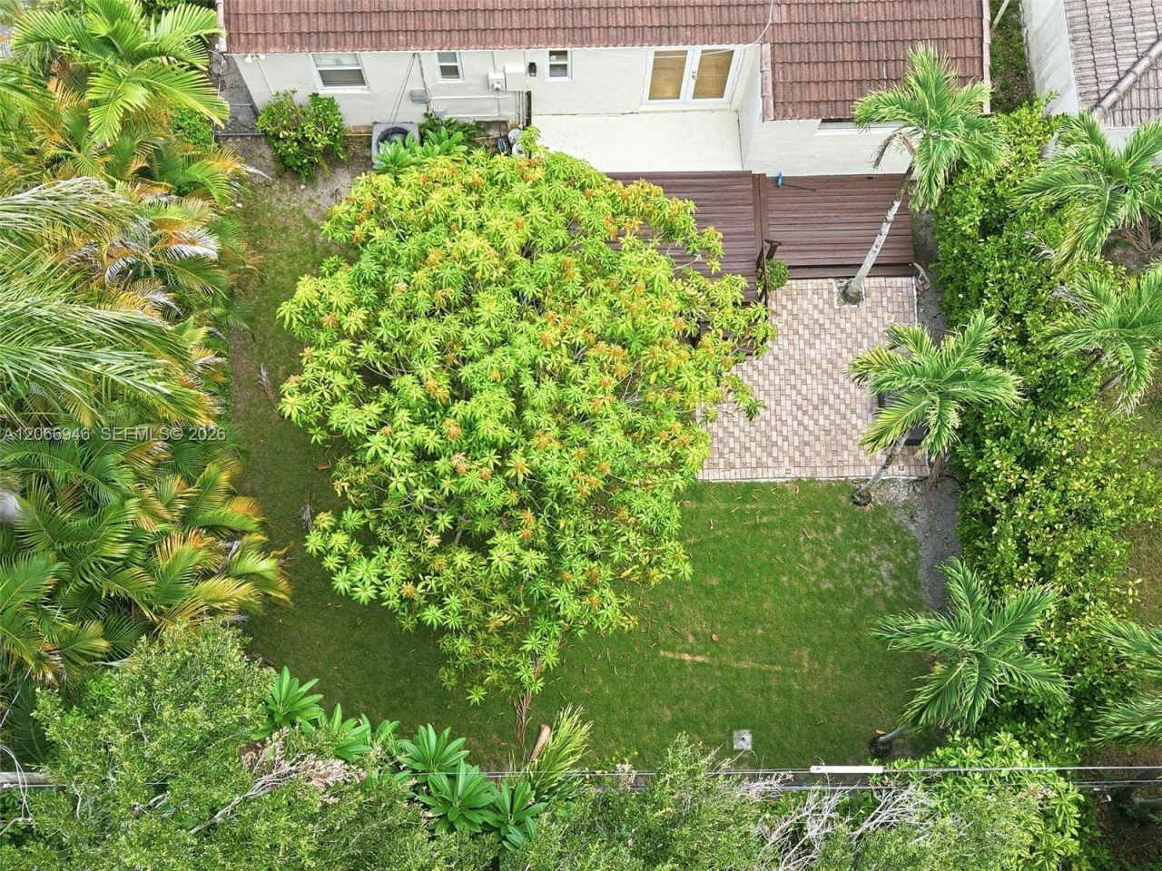 2355 Overbrook St, Miami, FL 33133 Photo