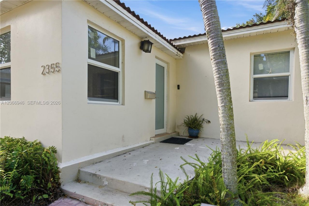 2355 Overbrook St , Miami, FL 33133 Photo