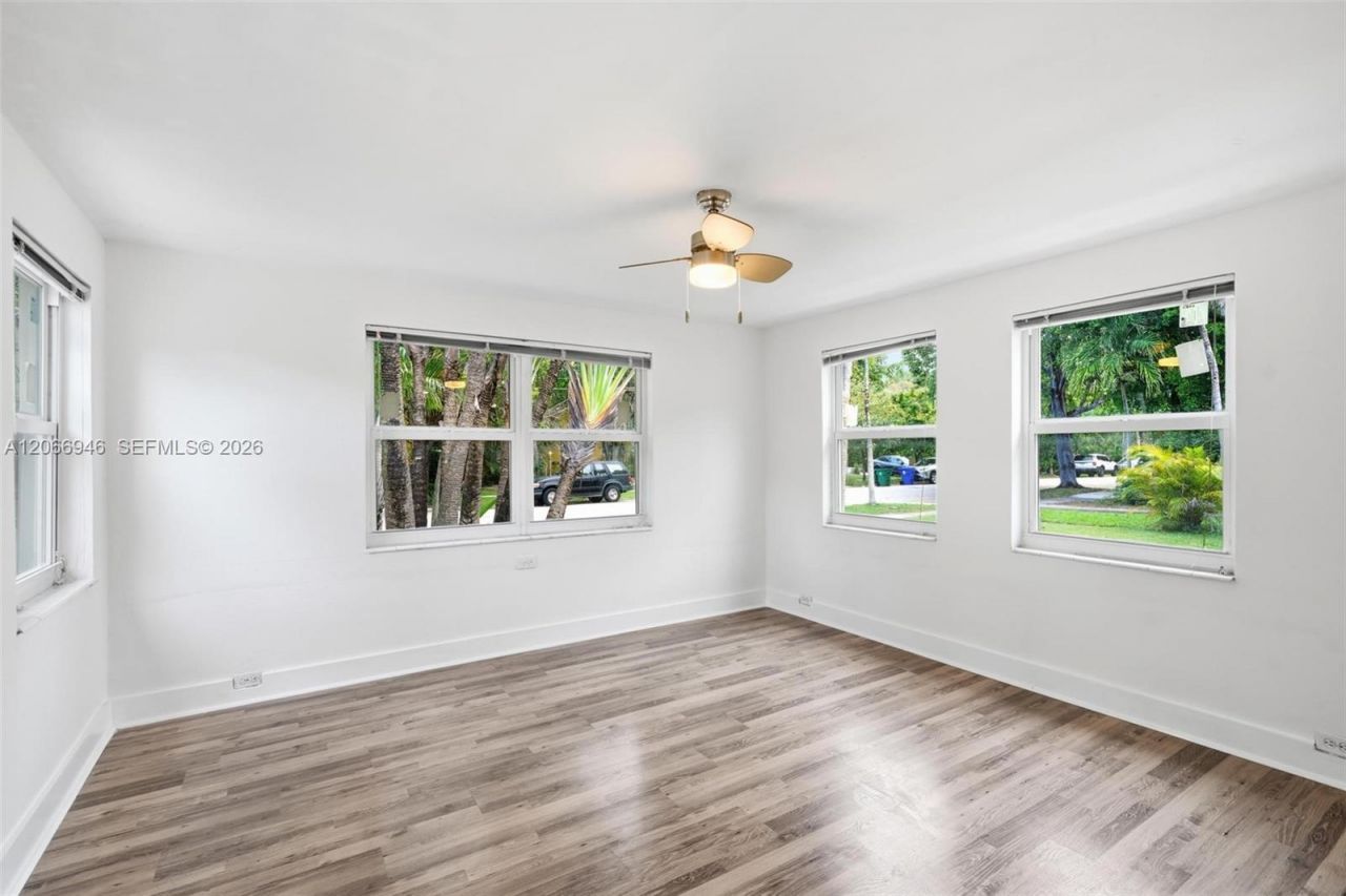 2355 Overbrook St, Miami, FL 33133 Photo