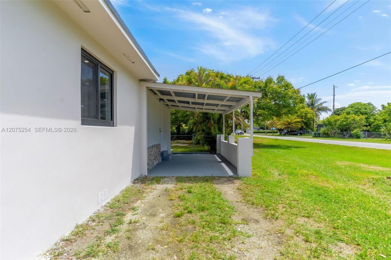 544 NW 12th St, Homestead, FL 33030 Photo