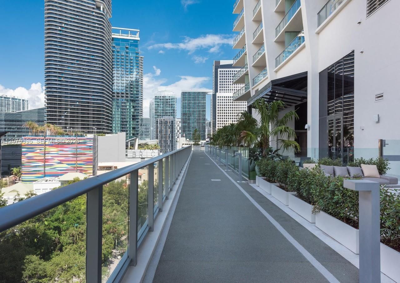 1010 Brickell Ave, Unit 2009, Miami, FL 33131 Photo