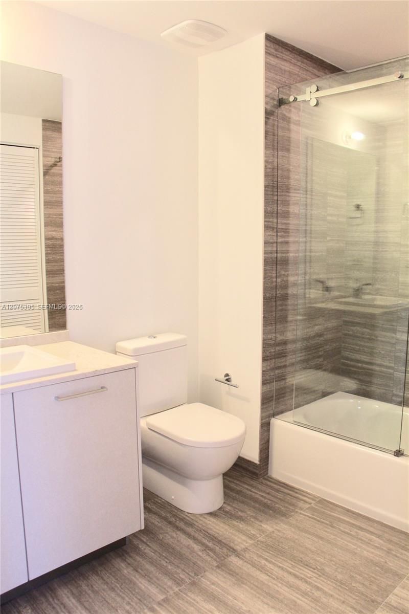 1010 Brickell Ave, Unit 2009, Miami, FL 33131 Photo