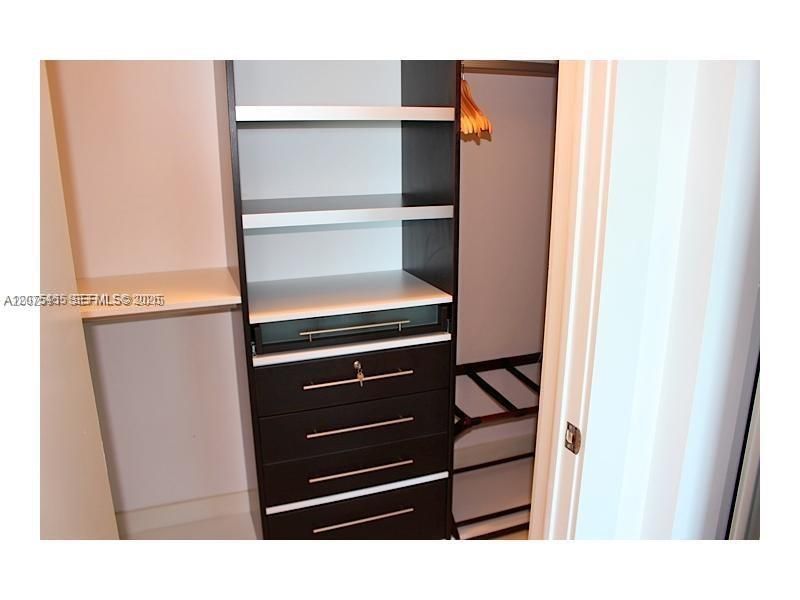 900 Biscayne Blvd , Unit 4207, Miami, FL 33132 Photo