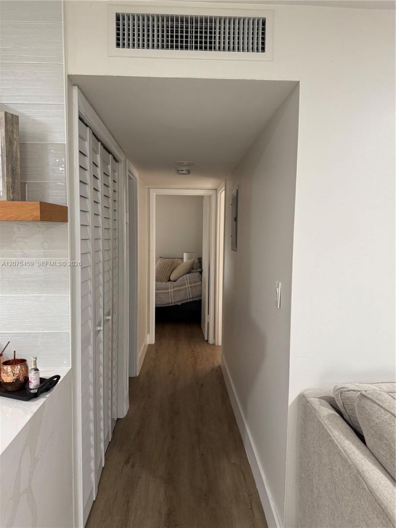 2420 Diana Dr , Unit 402, Hallandale Beach, FL 33009 Photo