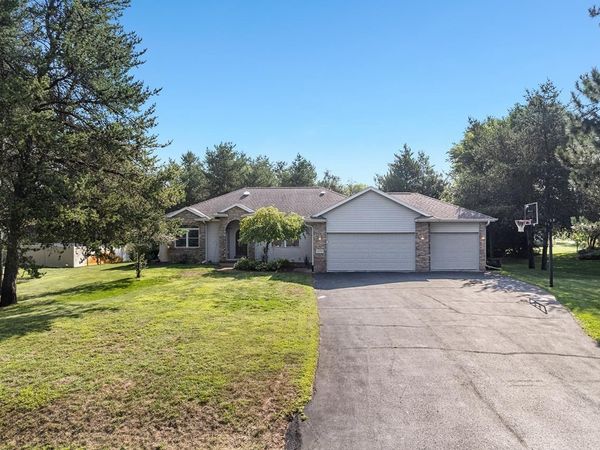 2242 MEADOW DRIVE, Kronenwetter, WI 54455