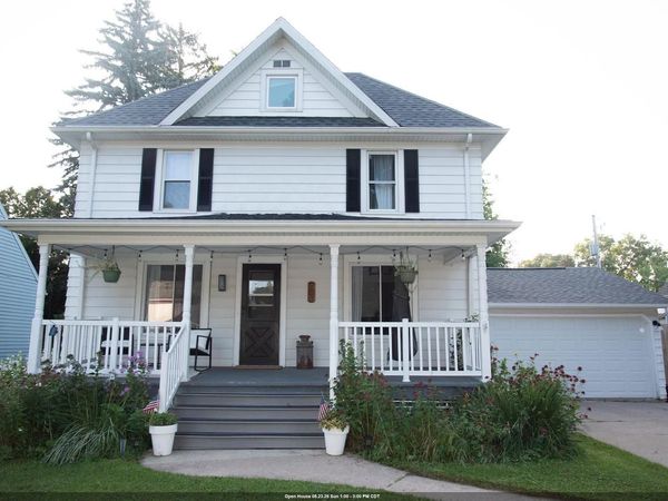903 WOODSIDE AVENUE, Ripon, WI 54971