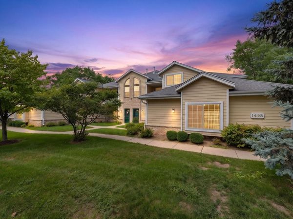 1495 Garay LANE, Unit 5, Port Washington, WI 53074
