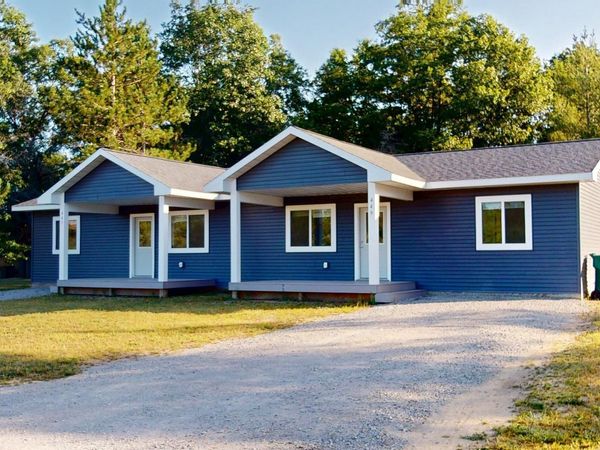 447 & 449 S Main Street, Roscommon, MI 48653