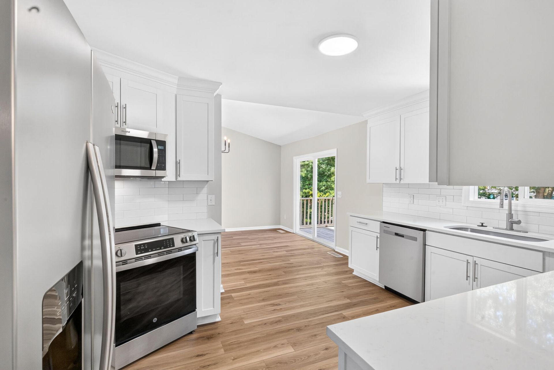 104 Foxfire Court Photo 15