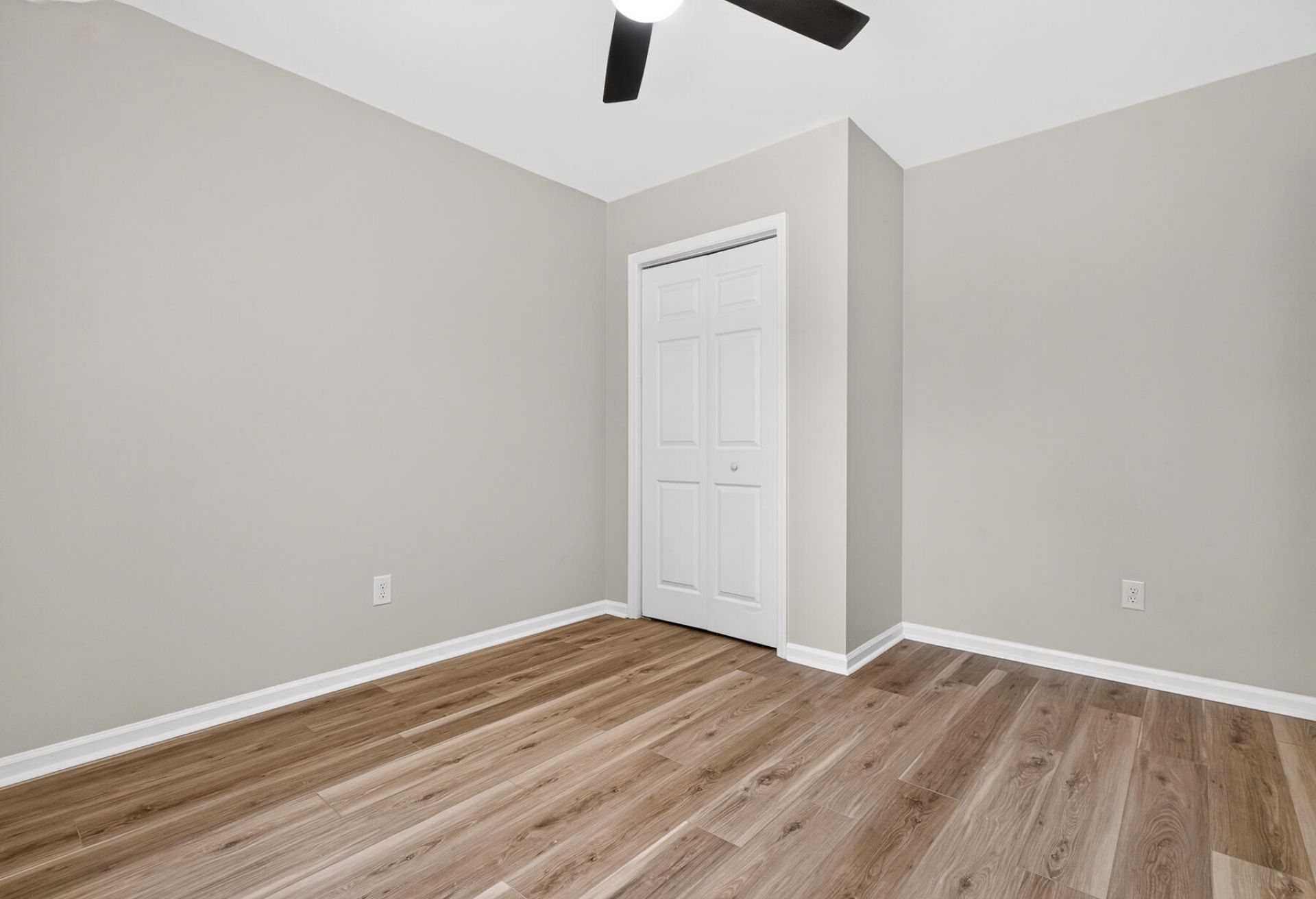 104 Foxfire Court Photo 29