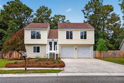 104 Foxfire Court photo 4