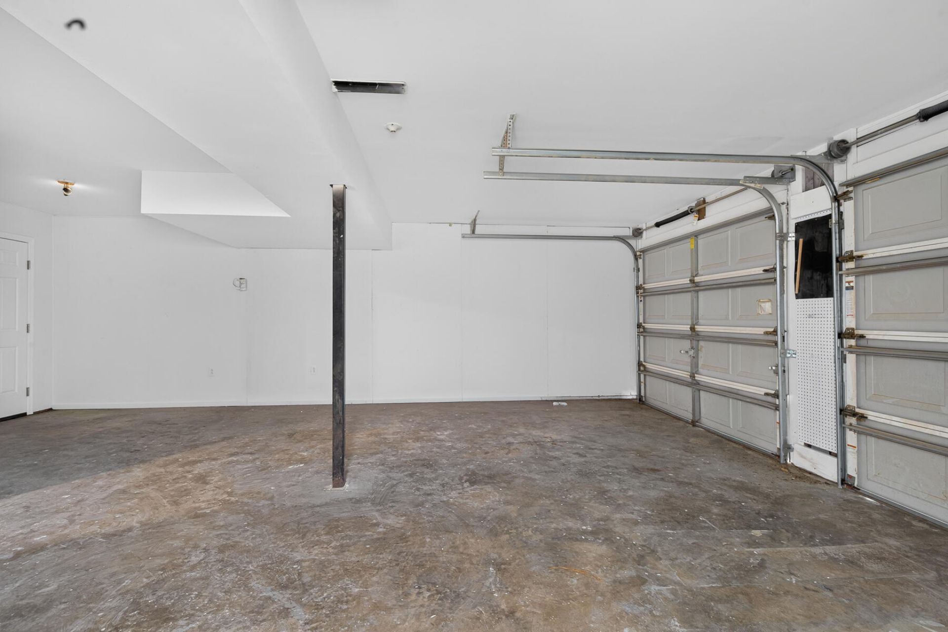 104 Foxfire Court Photo 40