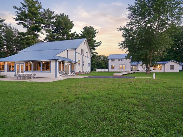7095 Orchard Lake Drive, South Haven, MI 49090